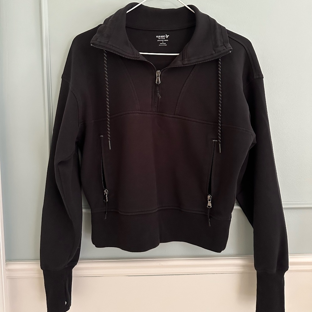 Old Navy Active Cropped Long Sleeve Top